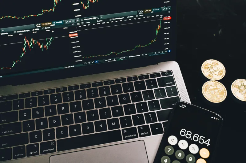 Slow Bleed: How Crypto Projects Signal Their Own Death Weeks Before the Rug Drops